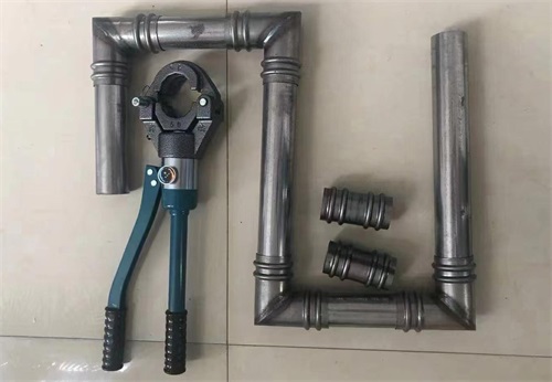 万宁承台冷却管